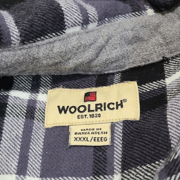 Woolrich flannel button down size 3XL - Picture 4 of 7